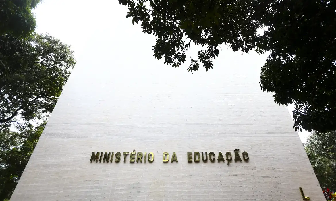 Rio De Janeiro Poderá Retomar 41 Obras Da Educação Básica — Agência Gov 2803
